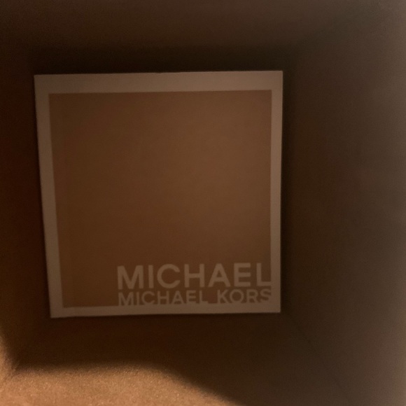 Authentic Michael Kors Darci Women’s Watch - Picture 6 of 8